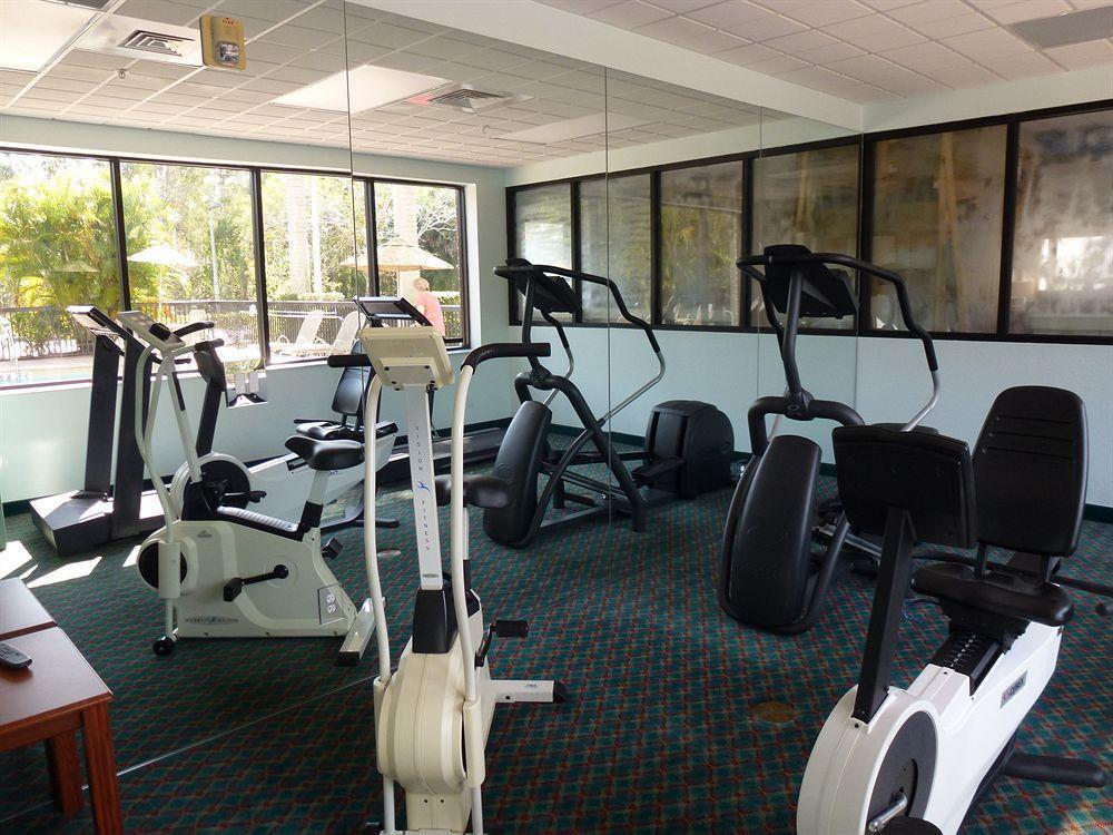 Days Inn & Suites By Wyndham Fort Myers Near Jetblue Park Екстериор снимка